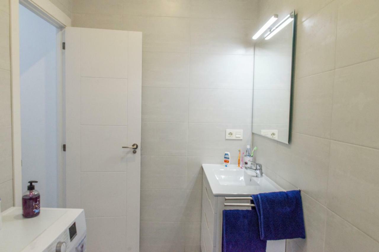 Apartamento Cerca De La Playa Y El Centro Valencia Exterior photo